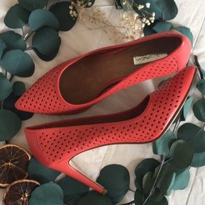 Halogen salmon cutout leather heels